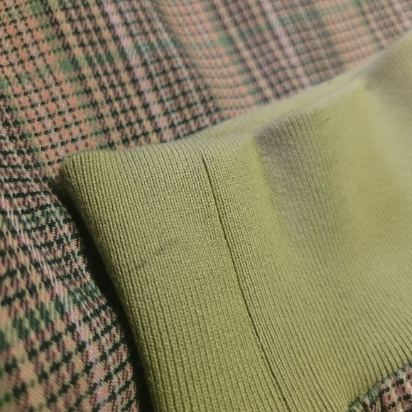 Houston White Pink & Green Plaid Pants with Relaxed Fit & Elastic Hems Size M - Picture 4 of 6